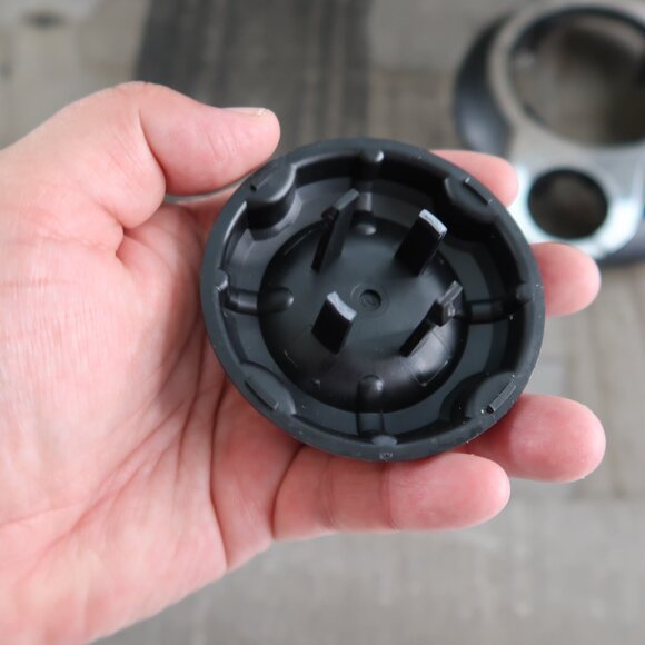 Lot of Random Safe Parts & Bolt - Picture 6 of 9